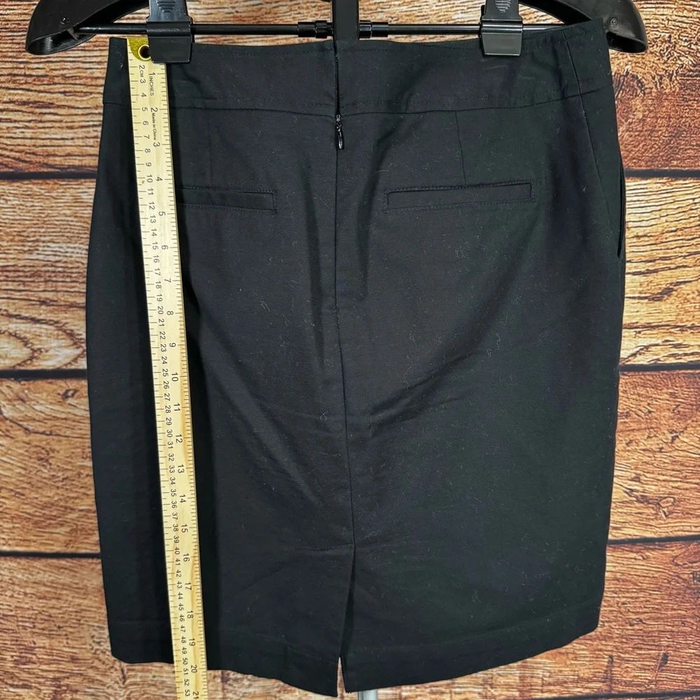 Black Pencil Skirt Women Professional Office Wear Back Slit Size 4‎